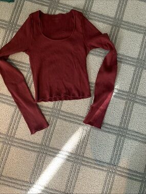 Brandy Melville Ribbed Scoop Neck Long Sleeve Top - Wine colour